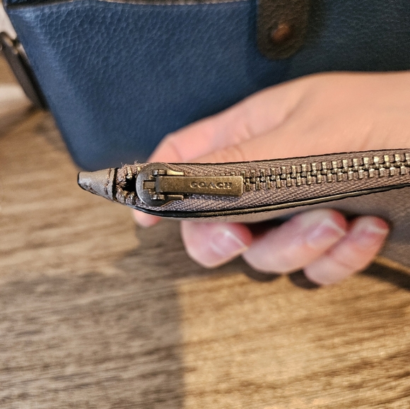 Coach Blue Leather Crossbody Wallet - Picture 4 of 11